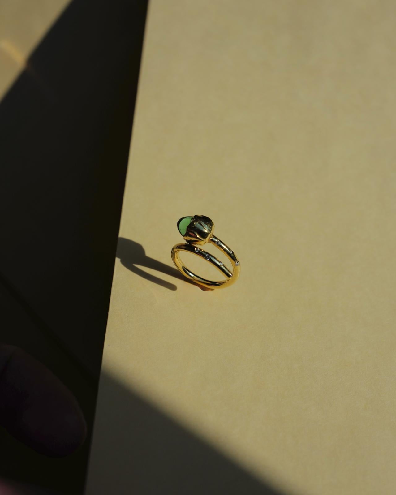 green tourmaline tulip pinkie ring