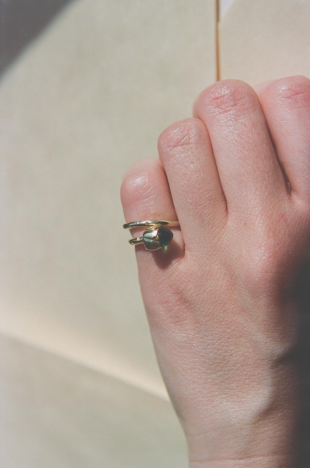 green tourmaline tulip pinkie ring