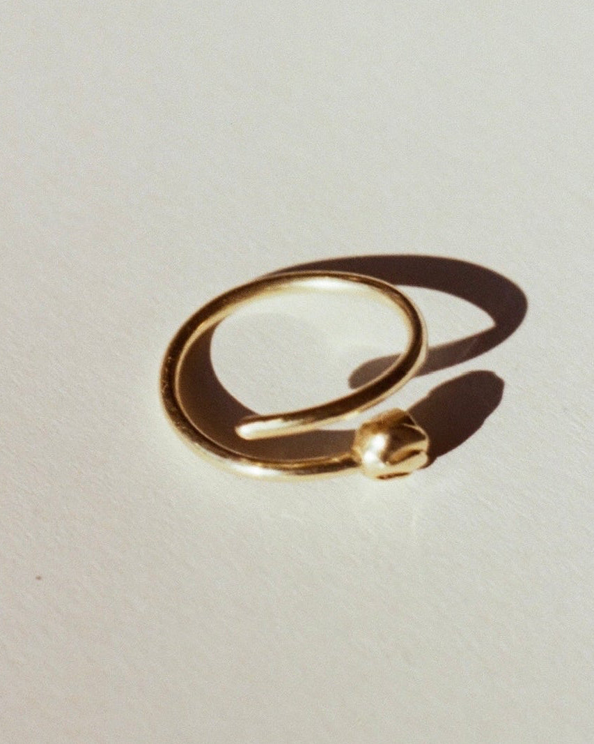 tulip ring in 14k gold