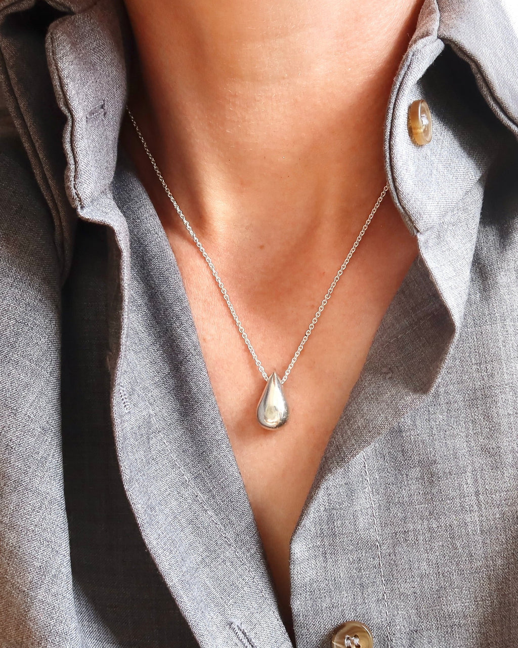 petra droplet pendant