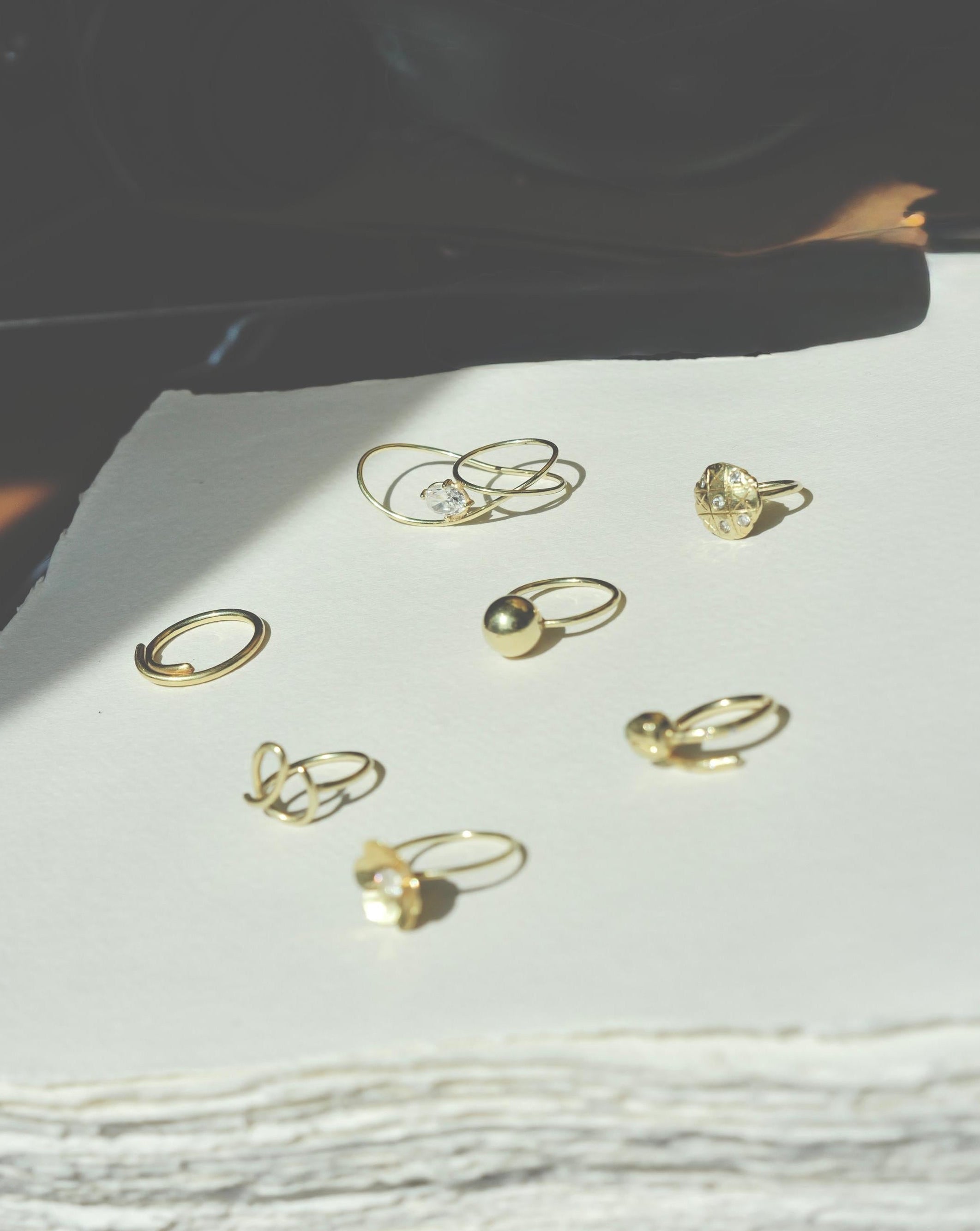infinite 18k gold diamond ring