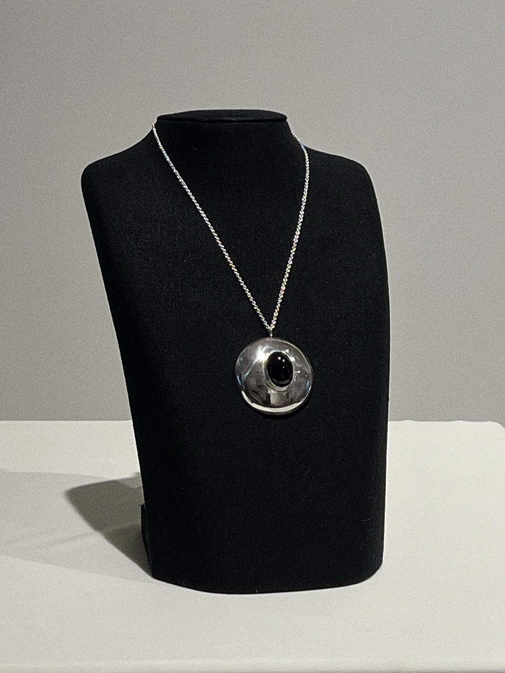 modernist onyx pendant